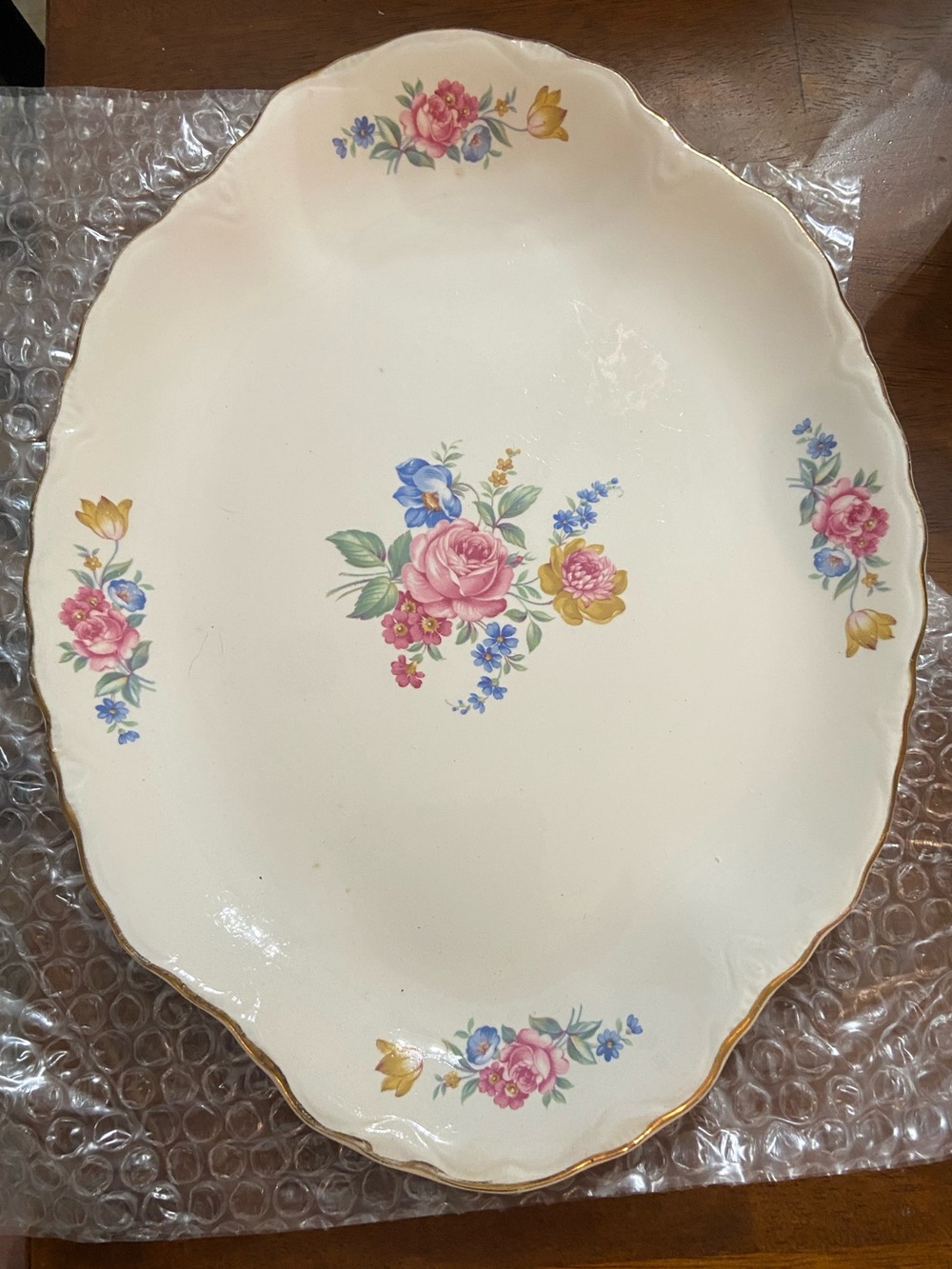 Scio Hazel Floral 11.7/8” Serving Platter in Cream with Pink & Blue Roses
